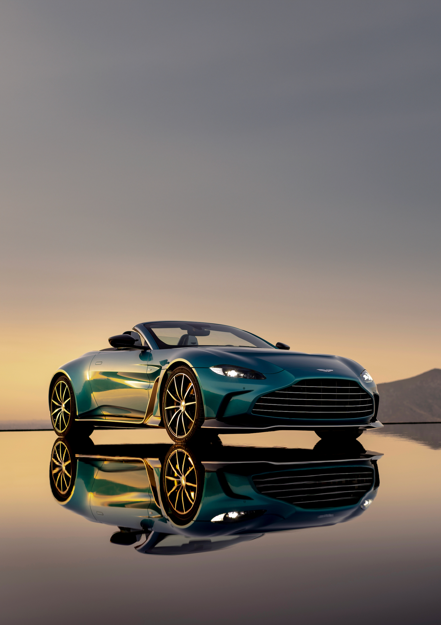 ASTON MARTIN VANTAGE ROADSTER