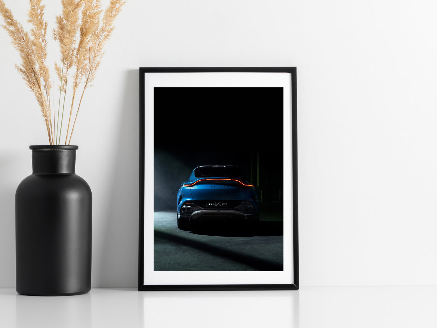 ASTON MARTIN DBX