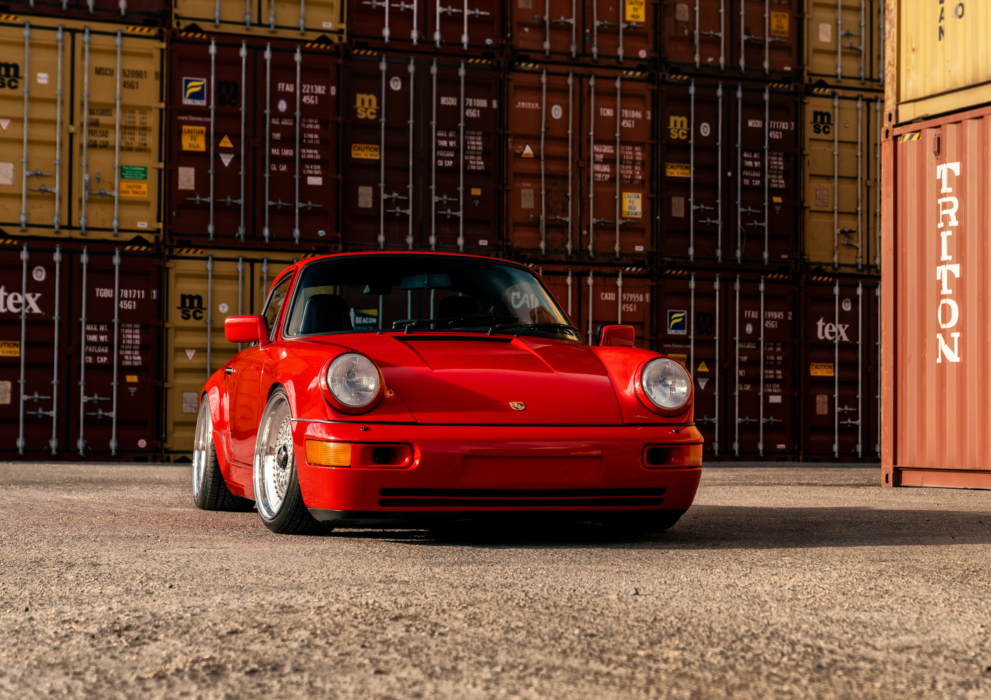 PORSCHE 964